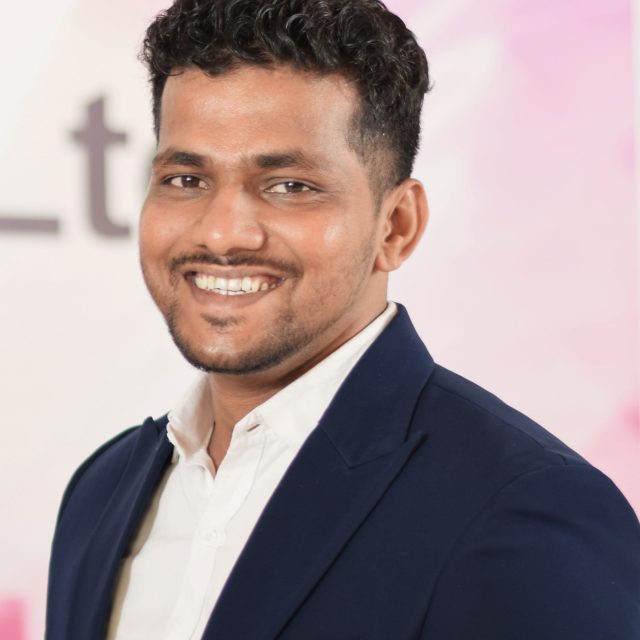 https://uniquerehab.co.in/file/2024/04/Ajay-Jadhav-Project-Manager-Shashank-640x640.jpg